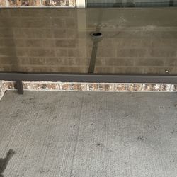 Outdoor-Glass Table 