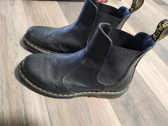 Doc Martin's Women Size 9