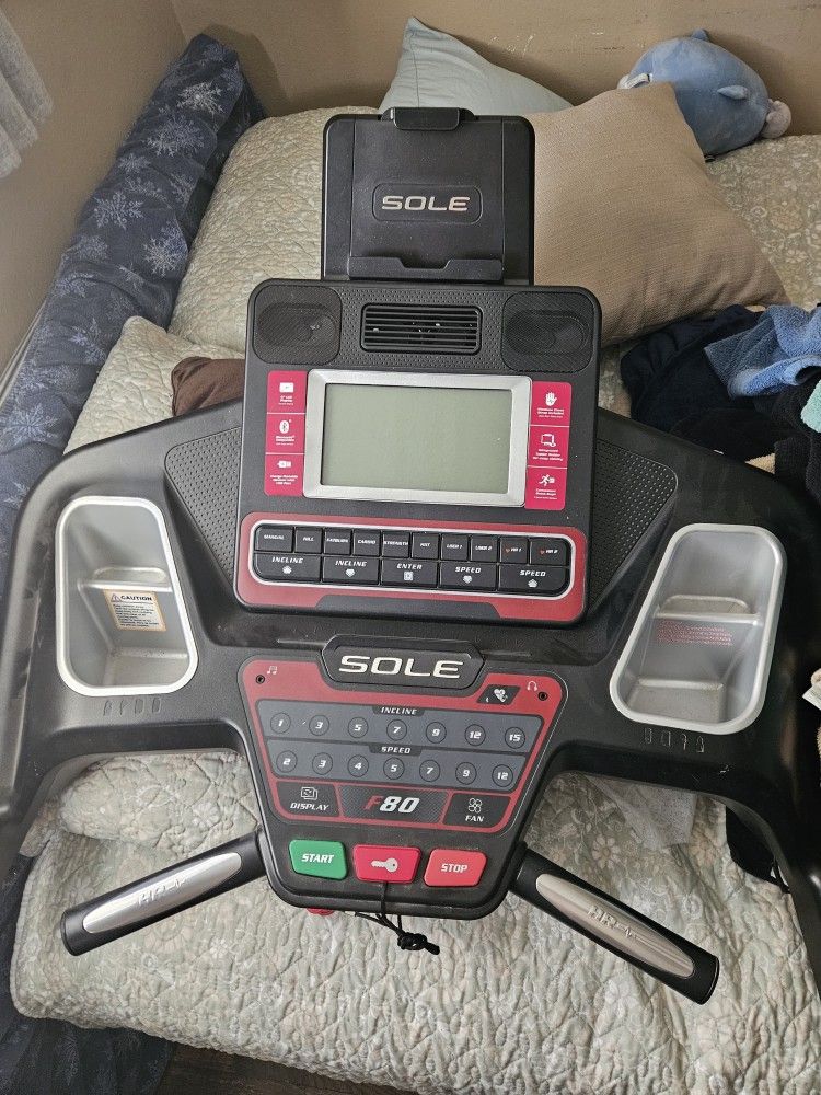Sole F80 Tredmill