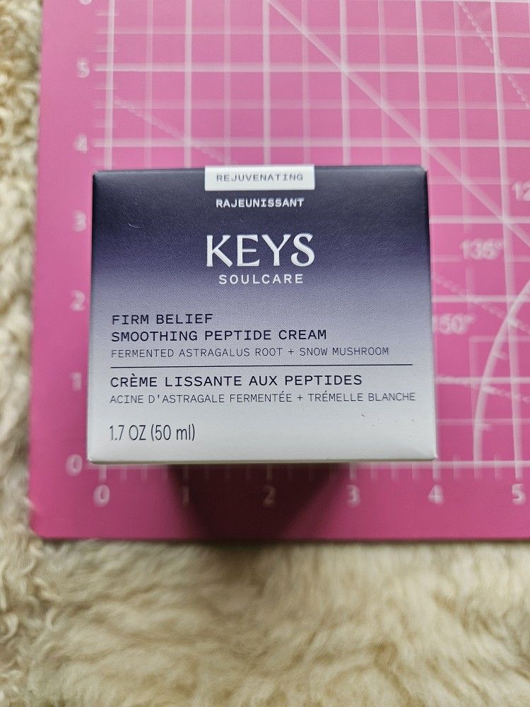NIB SEALED KEYS SOULCARE FIRM BELIEF SMOOTHING PEPTIDE CREAM + 2 HIGH-END FREEBIES 