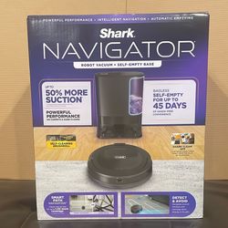 SHARK  NAVIGATOR  ROBOT  VACUUM - Self-Empty Base with Bagless - 45-Day Capacity Self-Empty Base and SmartPath Navigation 
