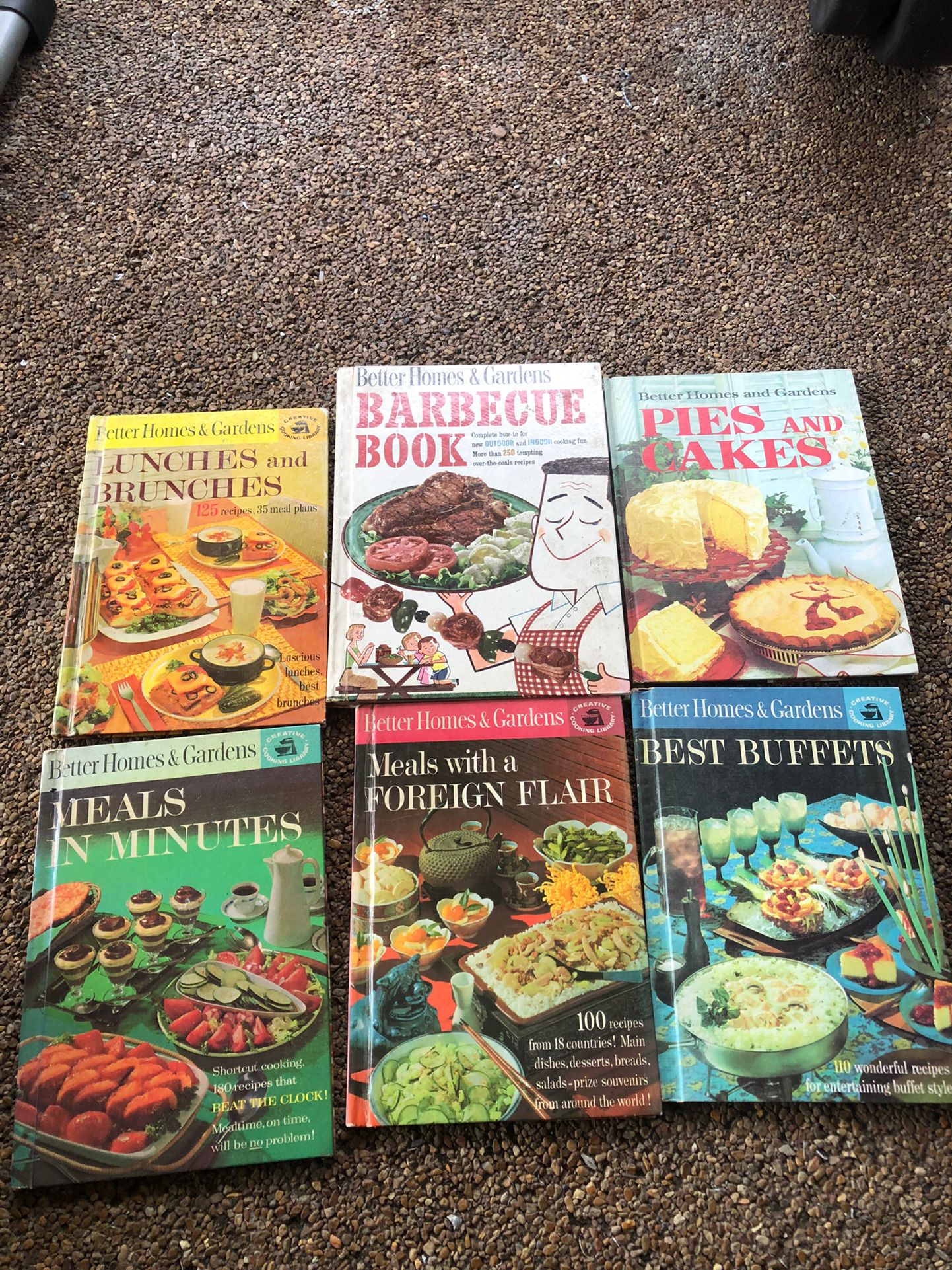 Lot of 12 Vintage Cook Books Better Homes & Gardens Betty Crocker 50’s,60’s 70’s