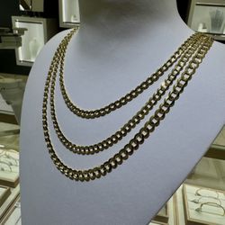 Special Sale — 15% OFF!  Curb Link Chain Necklaces (14K Yellow Gold)