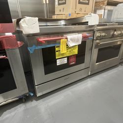  New Wolf 36" Transitional Induction Range Model # IR36550/S/T MSRP $13,690