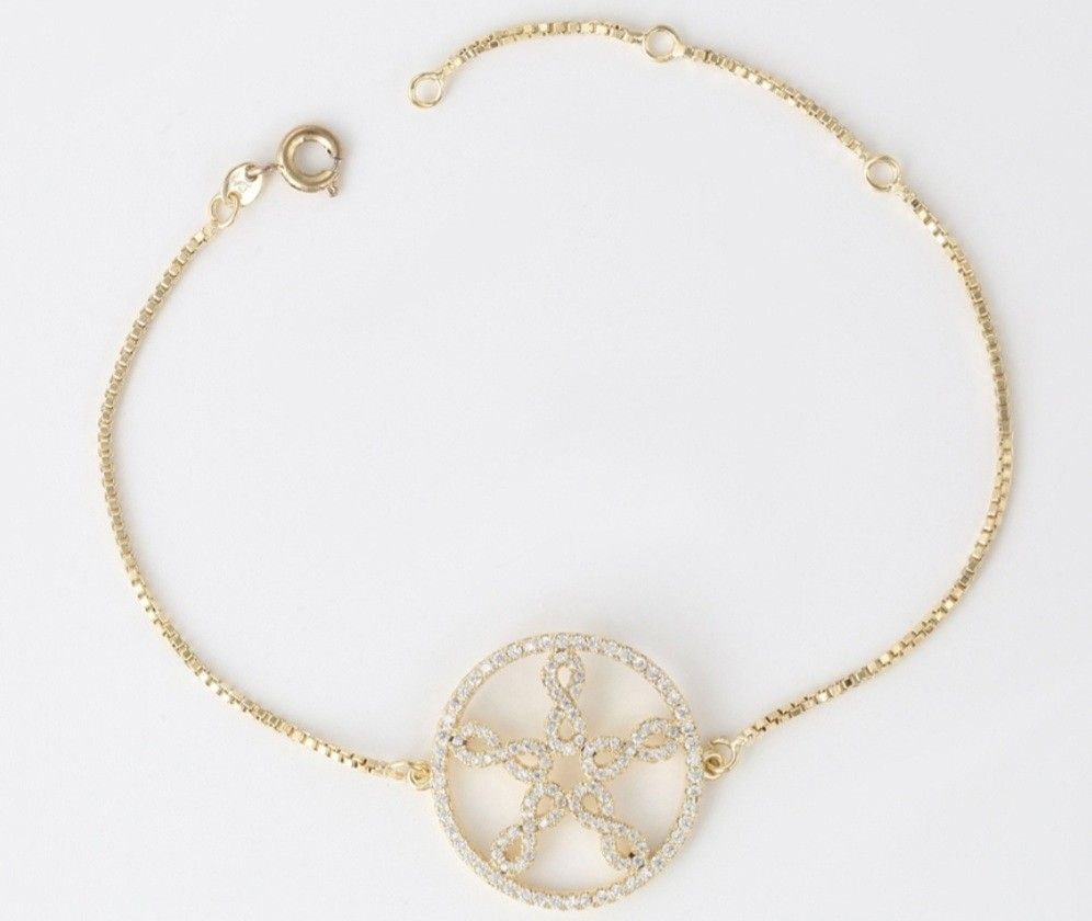 14K Gold Plated Bracelet
Size: 8.5"
Weight: 4.8g