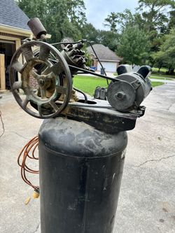 60 Gallon Air Compressor