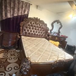 Queen Bedroom Set 