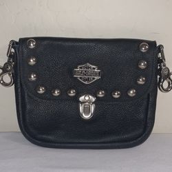 HARLEY-DAVIDSON BRAND NEW BLACK LEATHER PUSH LOCK BELT BAG