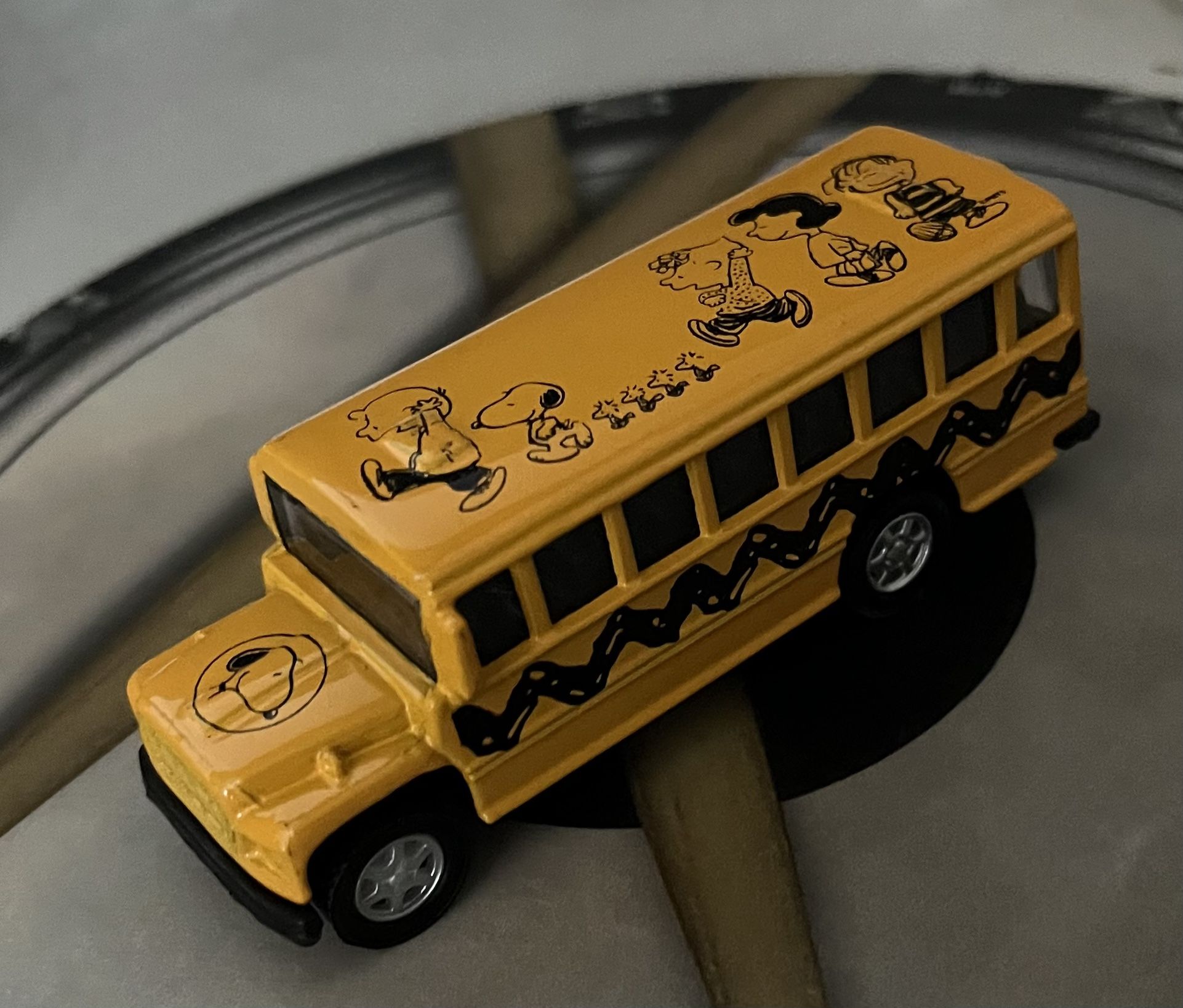 Knotts Exclusive Peanuts Die-Cast School Bus by Cedar Fair
