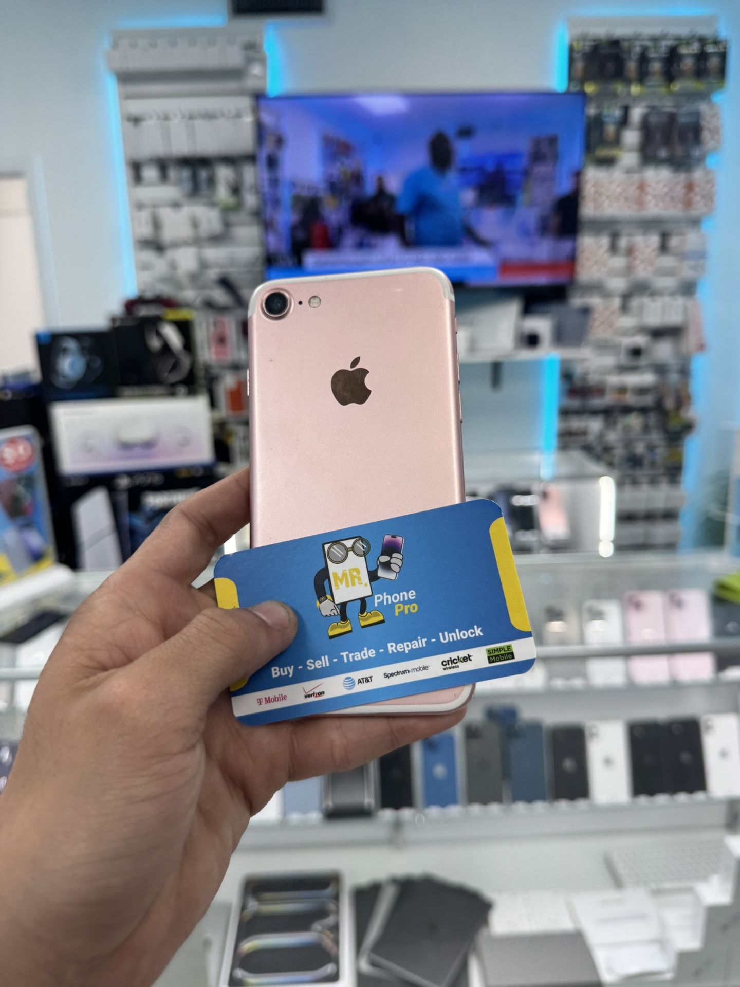 Iphone 7 Blow Out Sale