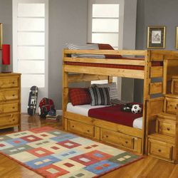 Big sale Arnhem Bunk Bed Set

👈Financing Available Only $10 Down Payment🥳