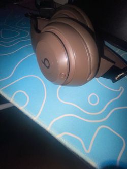 Like new beats headphones studio pro brown