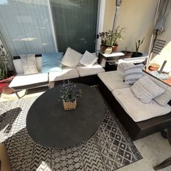 Patio Sofías And Patio Heater 