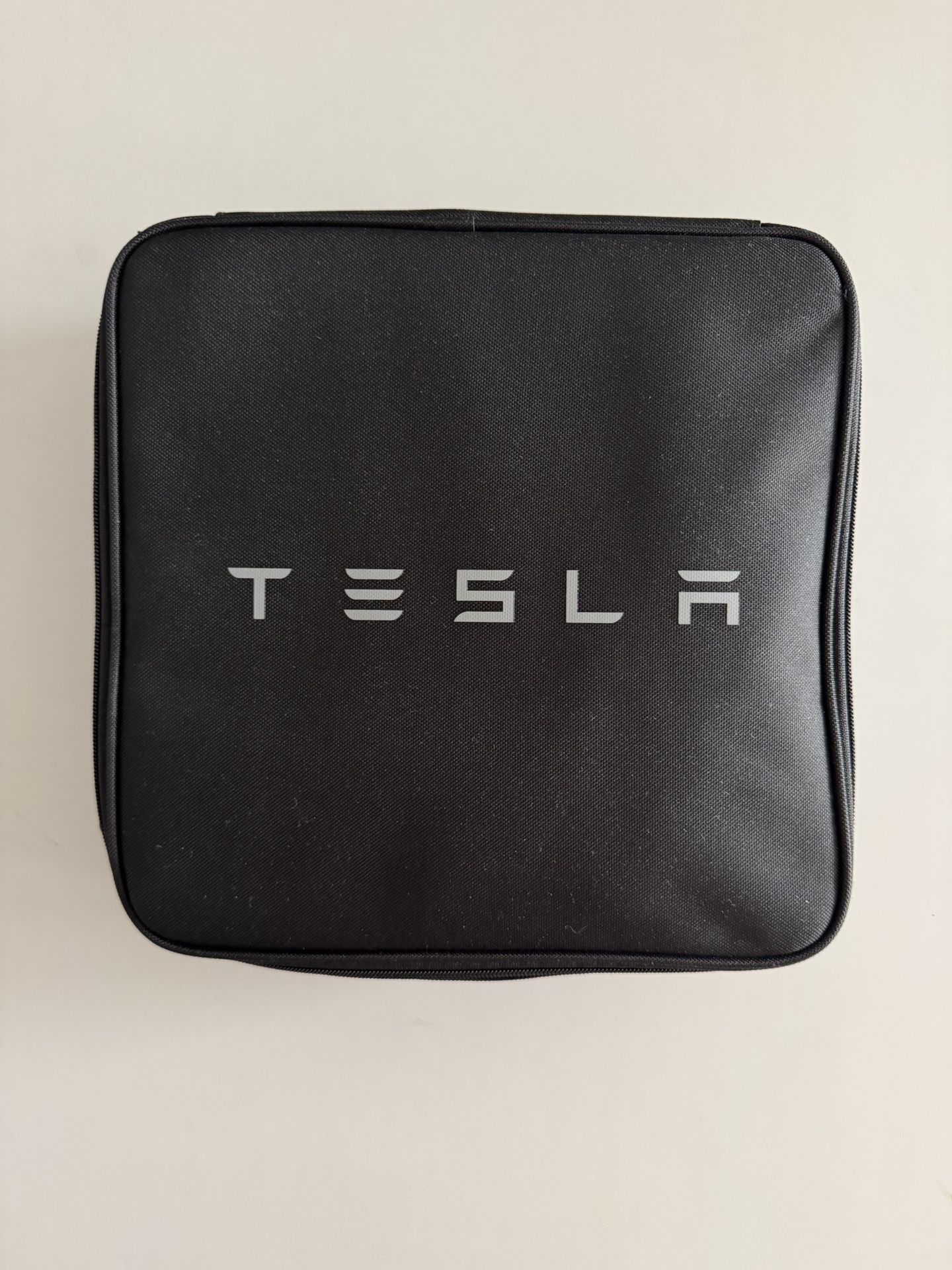Tesla Mobile Charger