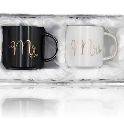 Mr And Mrs. Mugs Brand New 