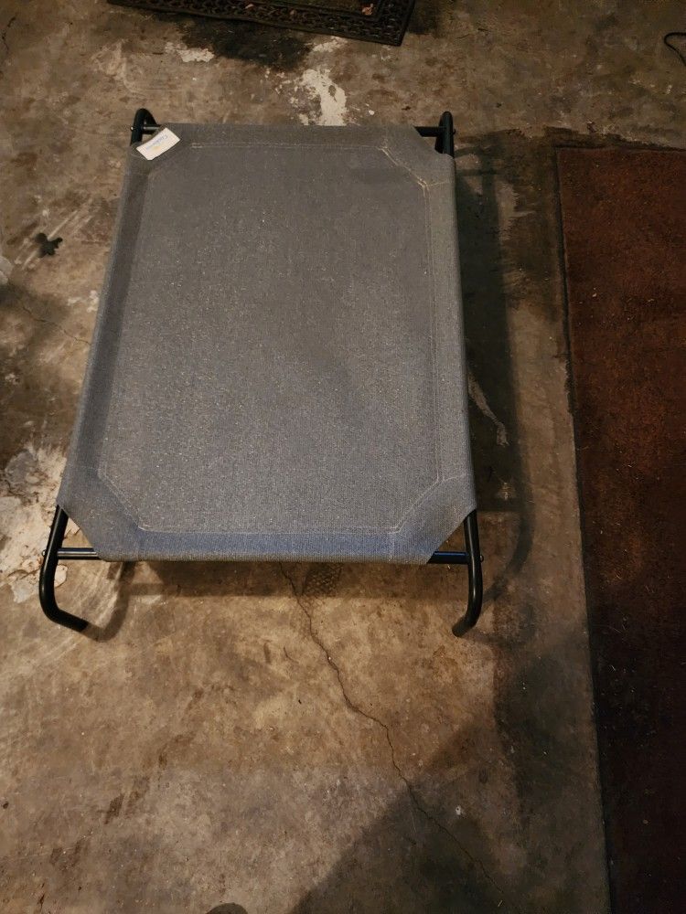 Dog Stand