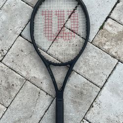 Wilson Pro Staff  Team V13 in excellent condition Tennis Raquet 