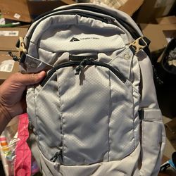 Ozark Trail 20 Liter Backpacking Backpack, with Padded Laptop Sleeve, Gray 