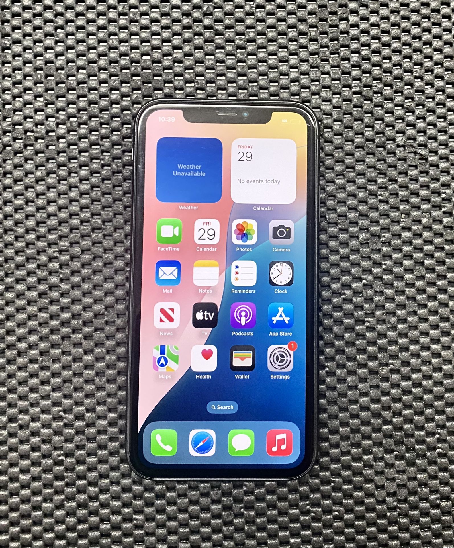 Apple iPhone 11 64GB T-Mobile / Metro Only 