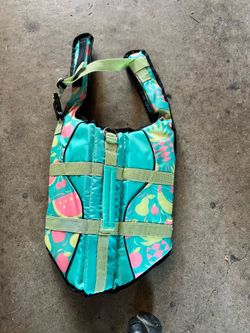 Dog life jacket