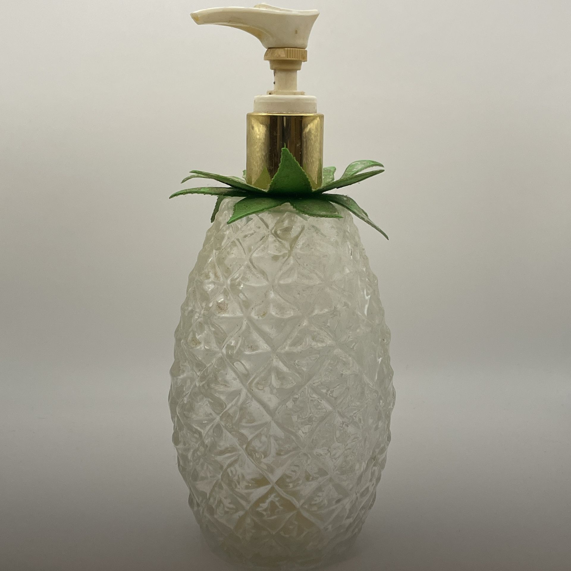 Avon Vintage Pineapple Moisturized Hand Lotion (EMPTY).