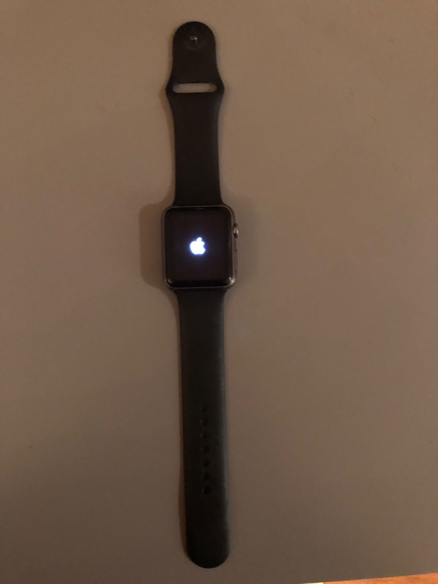 Apple Watch 42mm series 1 (Icloud locked)