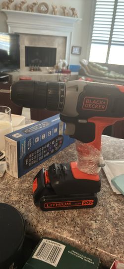 Decker power drill with two rechargeable power pack, and various drill pitch for every job imaginable Black and Decker power drill with two rechargeab