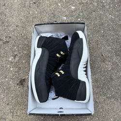 JORDAN 12 REVERSE TAXI SZ 12 REPLACEMENT BOX/LIGHTLY WORN