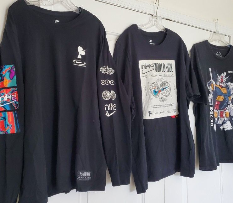 SHARP NIKE AND VINTAGE 2XL SHIRTS. $20 EACH