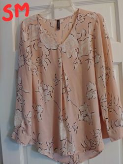 Women's Size Small Blouse 