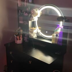 Makeup Vanity 
