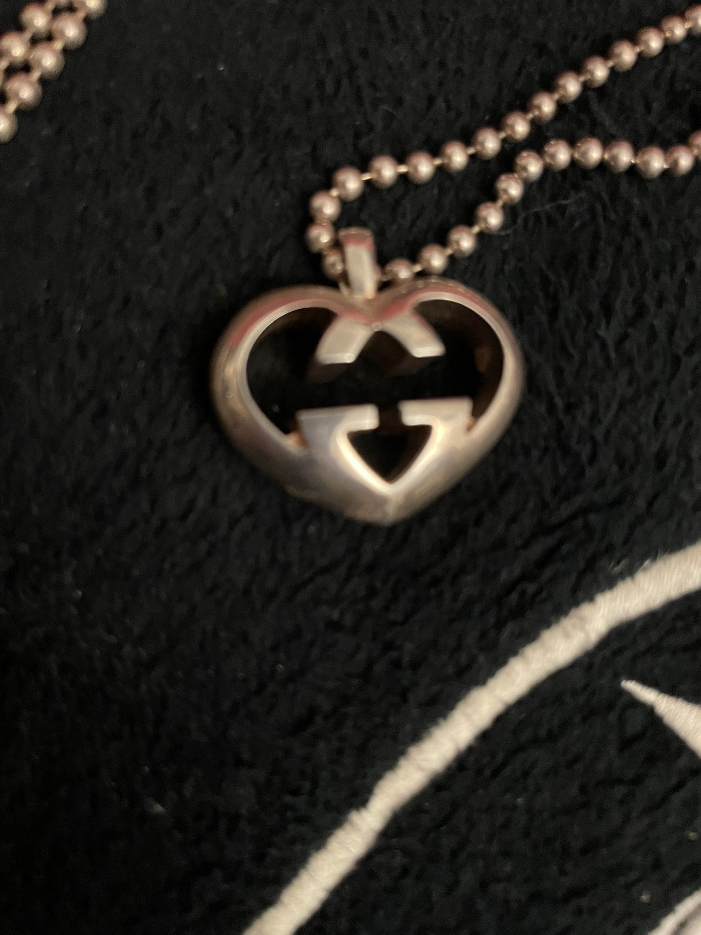 Gucci Interlocking G Logo Heart Necklace Silver BNWT