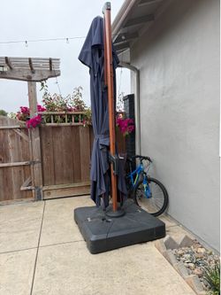 Purple leaf patio umbrella