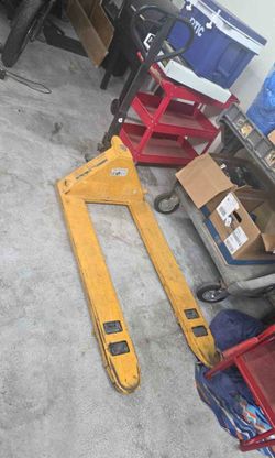 Pallet jack
