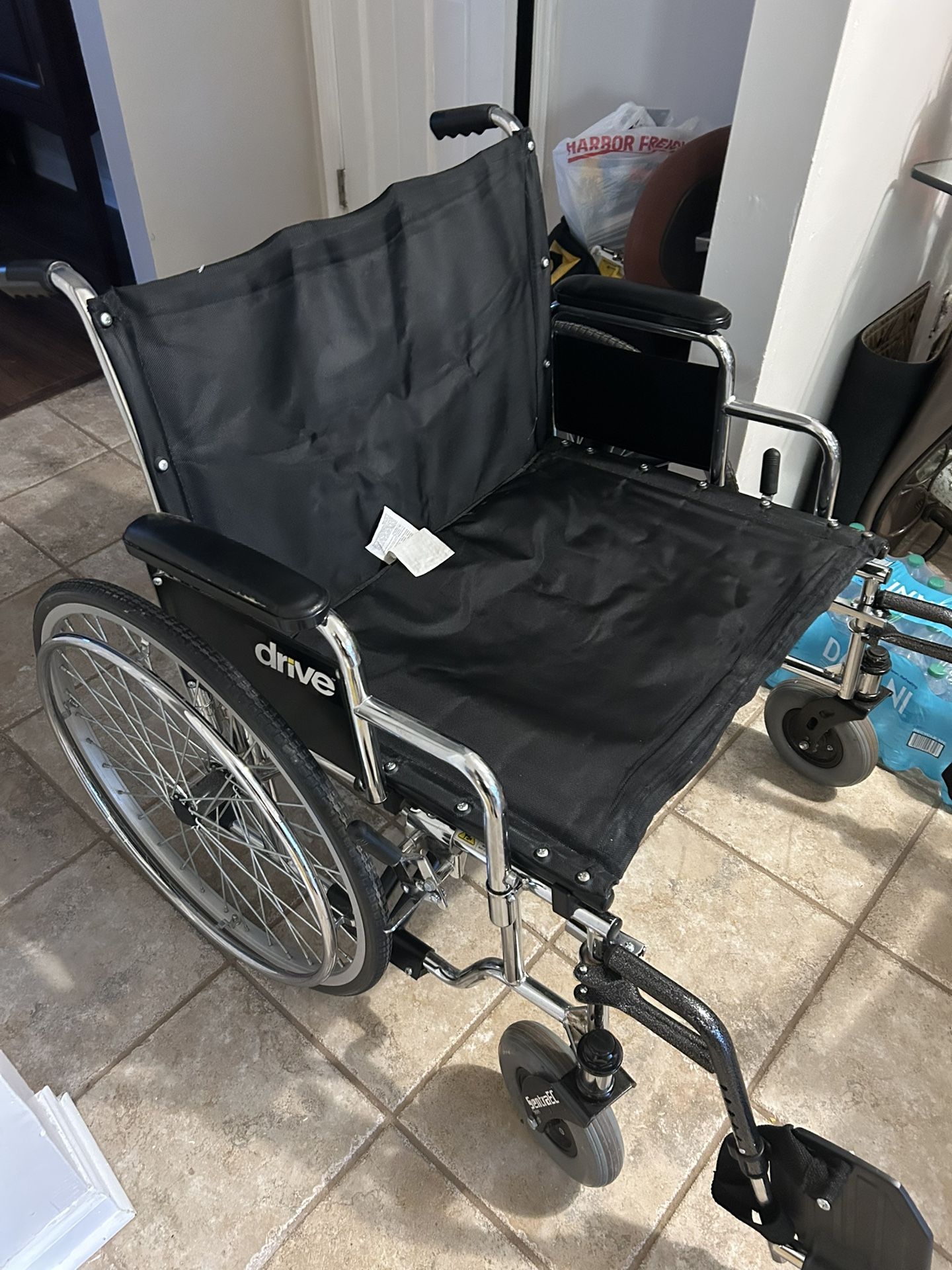 Wheelchair- Drive Medical Bariatric Extra Wide Heavy Duty Wheelchair With 26” Seat Width + Footrests