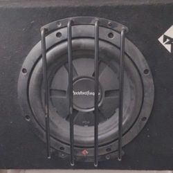 Rockford Fosgate R2S-1X10
Sealed truck-style enclosure with one 10" Prime subwoofer
