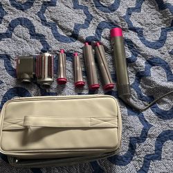 Dyson Air Wrap Minus Round Brush Works Great 