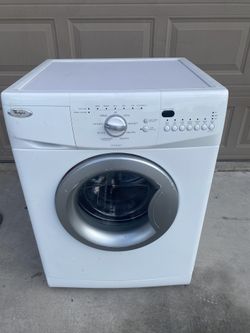 Whirlpool 24-inch compact front-load washing machine 2.0 cu. ft. capacity