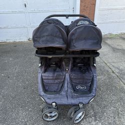 Baby Jogger City Mini Double - Pre-owned 