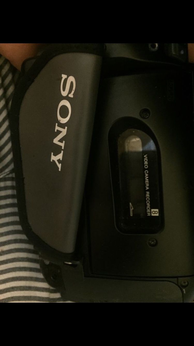 Sony 64x zoom handycam