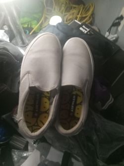 New size 8 Airwalks