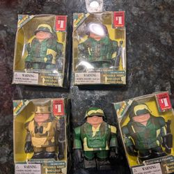 Quepy World Peace Keepers. Collectable Figures