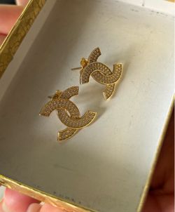 14k  solid gold earrings