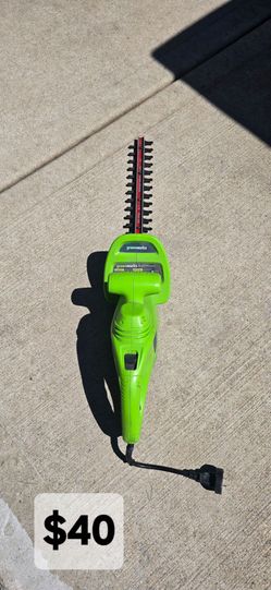 Very good condition electric bush trimmer