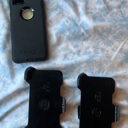 iPhone 6 OtterBox defender Case + 2 Case Holder Clips