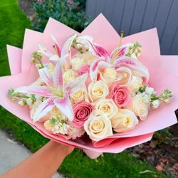 Beautiful Fresh Floral Arrangements Bouquets For Birthday Wedding 