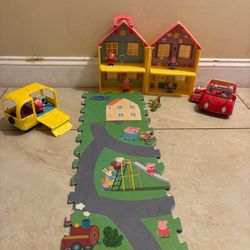 Peppa Pig Lot - House - Car - Camper - with Lots of Characters 😀 See My Other Items 😀