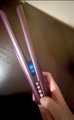 Limited Edition Dyson Airstrait (Jasper Plum) - Like New