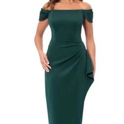 Xscape Pine Green Gathered Off-Shoulde Scuba Crepe Column Gown Size 8 , New Whit Tags 