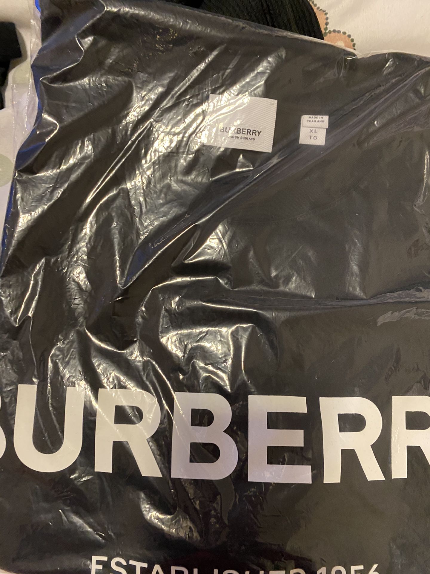 Burberry Men’s Shirt size XL